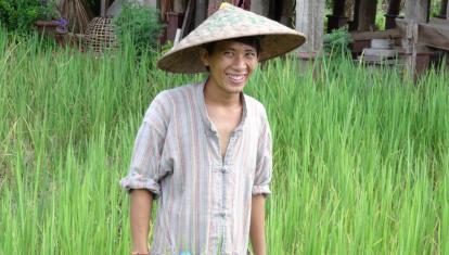 Ruth in Indochina: Friendly locals in Laos