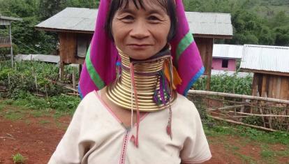 kayan-lady-in-panpet-village