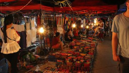 Luang Prabang - Night market_5504