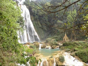 Dat Taw Gyaint Waterfall Resort 14